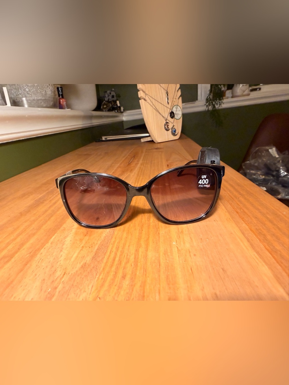 Classic Black Women's Sunglasses